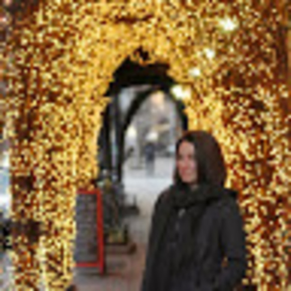 Meet your Posher, Mikale - Picture 1 of 1